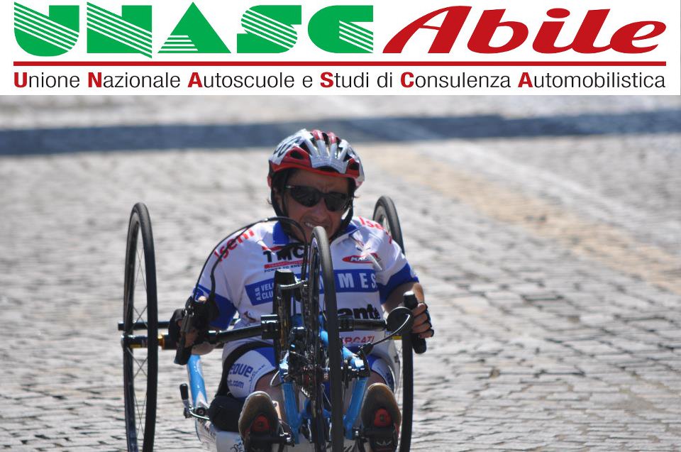 handbike Grazia Turco è la testimonial di UNASCAbile per la Puglia.